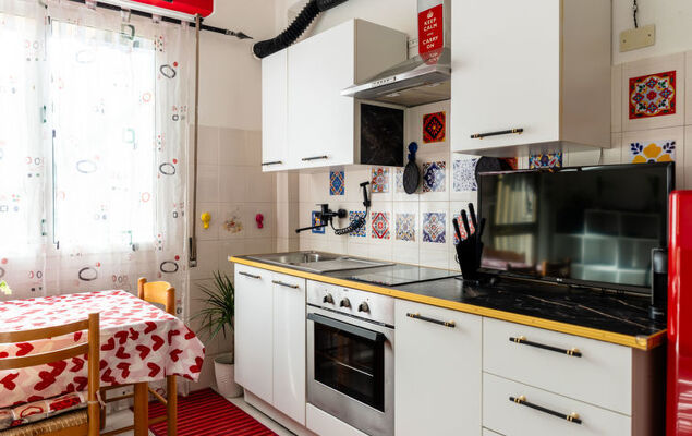 Angela's Home - Photo 12