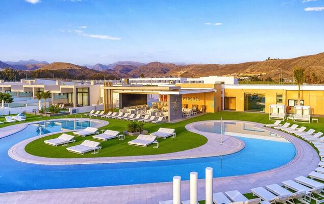 Deluxe-Cordial Santa Águeda - Photo 2